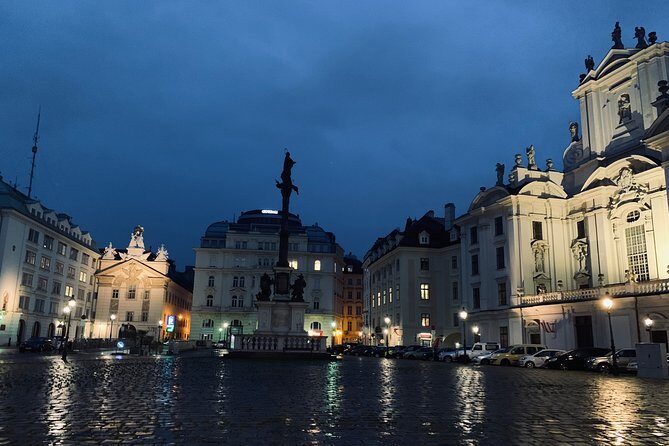 Private Spooky Vienna Ghost Tour - Augustin, the bubonic plague musician: the human twist