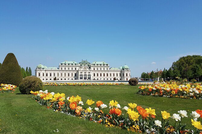 Private Themed Tour of the Belvedere with an Art Historian: "The Kiss" by Gustav Klimt: how it became the Symbol of the Viennese Art - Price and value: is $198.04 per person fair for this setup?