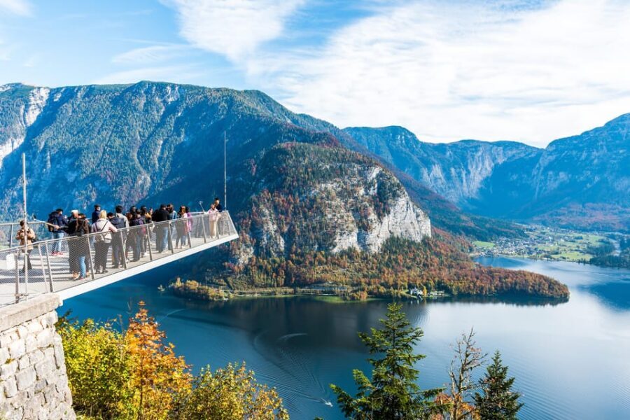 Private tour from Vienna to Hallstatt, Skywalk & Salt Mine - Vienna to Hallstatt: use the ride for orientation, not just sitting