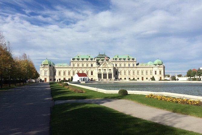 Private Tour of the Belvedere Palace with an Art Historian: "Pictures of Austrian Identities". Art & History Tour with Skip-the-line Tickets - Belvedere Palace with an art-historian lens