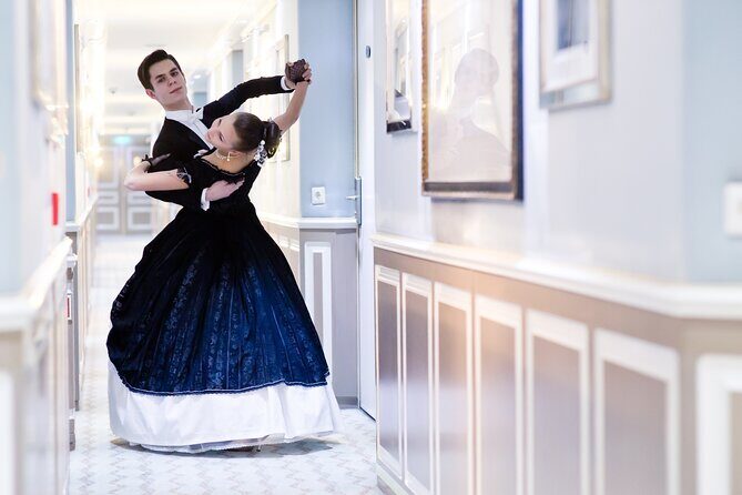 Private Waltz Workshop for Friends & Families (4-14 guests) - The One-Hour Flow: How Your Time Gets Used