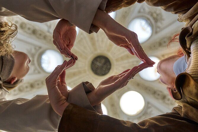 Professional Photographer in Vienna for your Vacations - Key reasons this Vienna photo session feels worth it