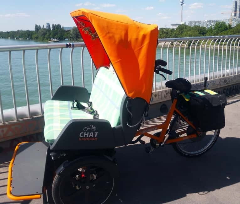 RAXI (Electric Rickshaw) Vienna Tours with two options - Key things I’d plan around