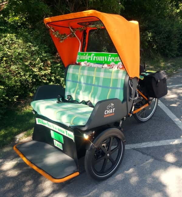 RAXI (Electric Rickshaw) Vienna Tours with two options - Should you book the RAXI Vienna tour or skip it?