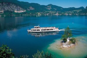Salzburg and Alpine Lakes Tour from Vienna - The long drive: why the Landzeit breaks matter