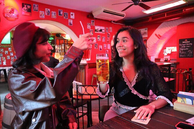 Saturday Night Pub Crawl for Professionals in Vienna, Austria - Guide Energy: When Talma or Damla Keeps the Group Smiling