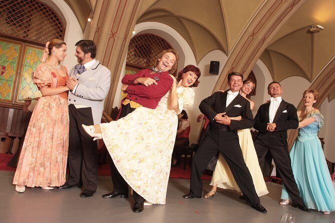 Skip the Line: Austrian Dinner Show Ticket in Vienna - Seating, Timing, and How to Make It Feel Easy
