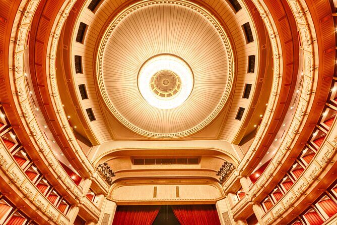 STATE OPERA - PRIVATE guided tour (tickets included) - Wiener Staatsoper, 90 minutes of real opera-world context