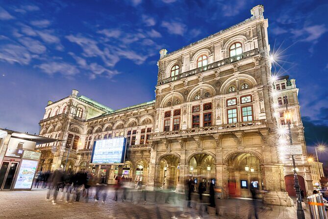 STATE OPERA - PRIVATE guided tour (tickets included) - The day-to-day magic: how stage sets change daily