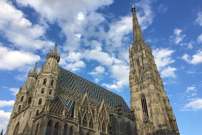 The Heart of Vienna: A Self-Guided Audio Tour - Opera to Stephansdom in 1 km: the big idea