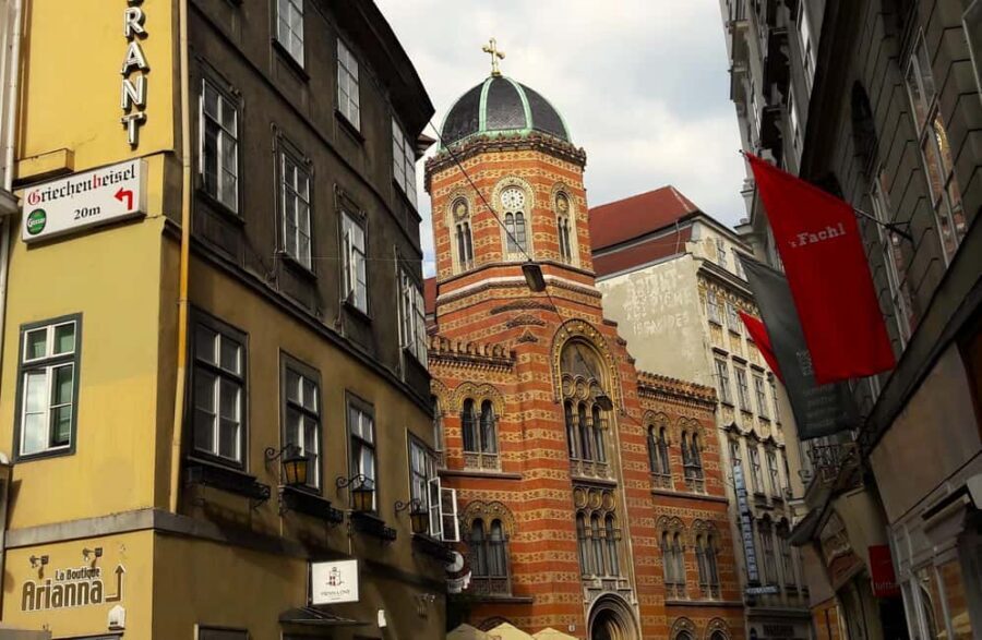 The unknown Vienna City- a guided walking tour in 3 hours - Vienna’s first district, told like a legend (not a lecture)