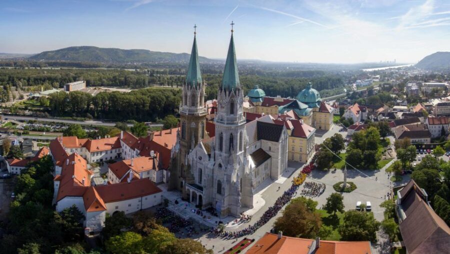 Ticket to Klosterneuburg Abbey - Marble Hall and Imperial Rooms: Habsburg history in stone and ritual