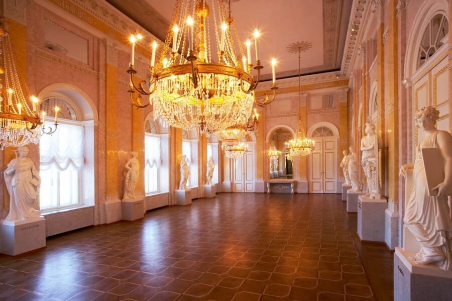 Tickets for the Albertina Exhibitions - Entering at Albertinaplatz: Getting There and Getting In