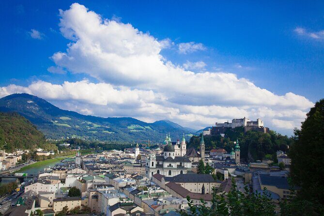 Transfer from Vienna to Salzburg with 2 hours for sightseeing - Your Driver Isn’t a Guide: What That Means for Your Day
