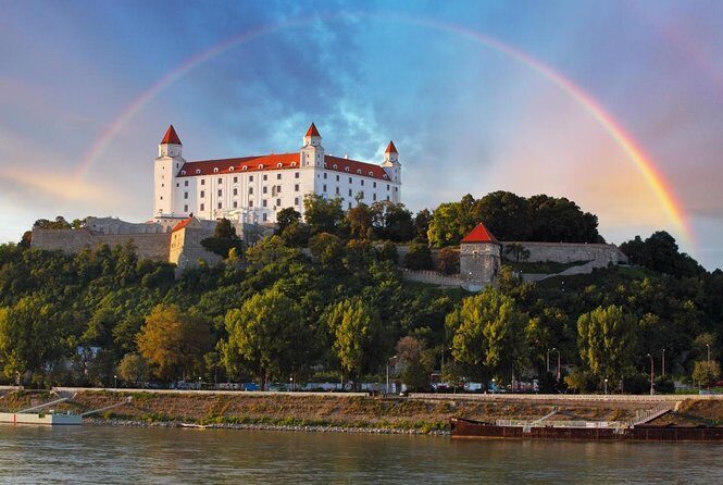Trip from Vienna: Visit Bratislava - transport, lunch and guided tour included - Key highlights at a glance