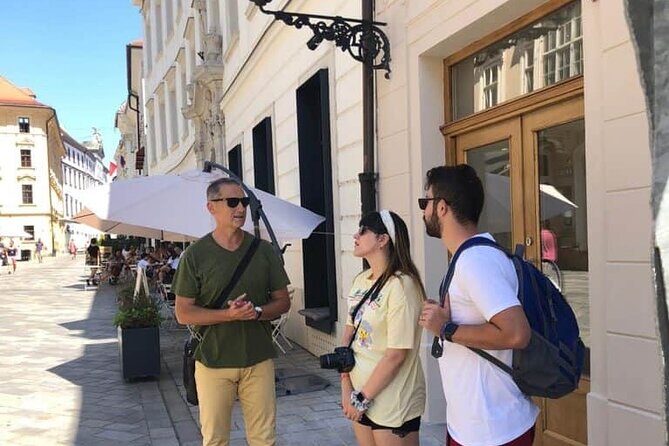 Trip from Vienna: Visit Bratislava - transport, lunch and guided tour included - Bratislava Castle walk: a 1-hour orientation that pays off later