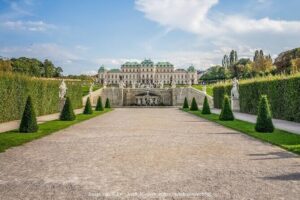 Vienna 2.5-hour Tour with Belvedere Palace & Gardens - Finding the Start at Lower Belvedere (and Why Logistics Matter)