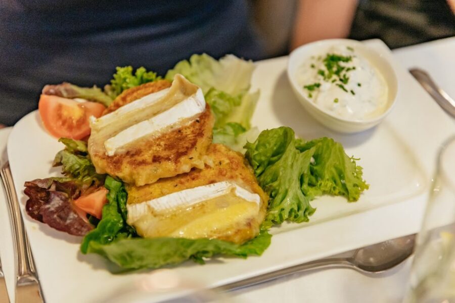 Vienna: 3-Course Evening Dinner Cruise - Who this cruise fits best (and who should think twice)