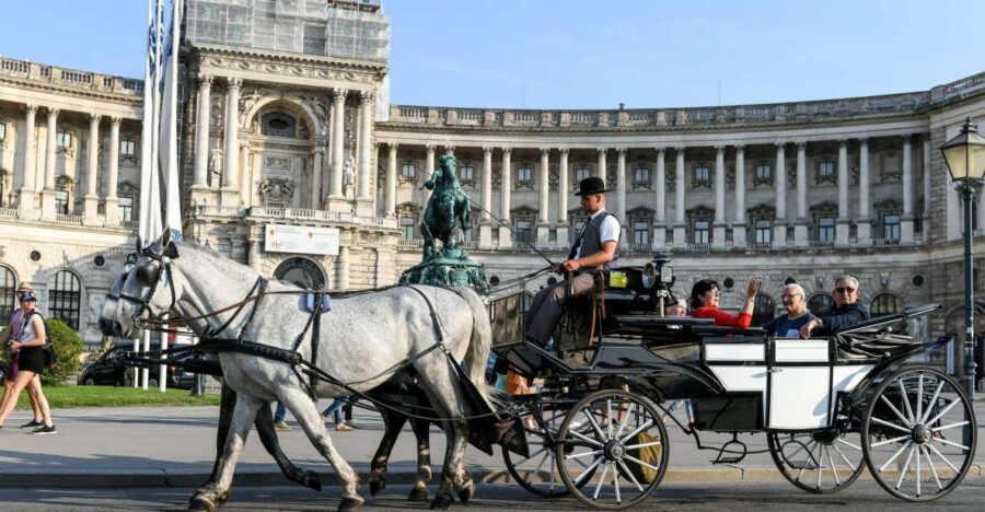 Vienna: 30-Minute Fiaker Ride in the Old Town - Key Highlights You’ll Feel Immediately