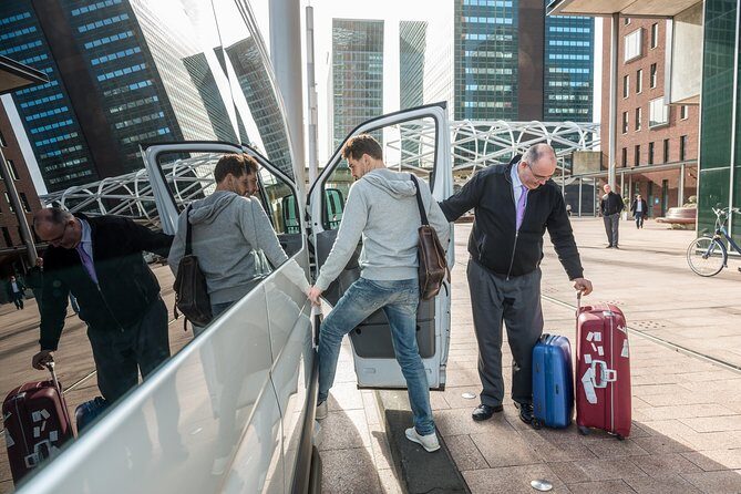 Vienna Airport Departure Transfer (Hotel to Vienna Airport) - Timing that matters: what the 15-minute waiting time really means