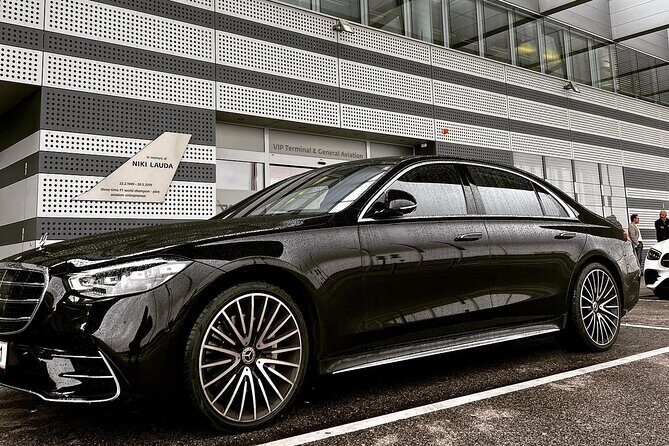Vienna Airport Transfers From Vienna City With Private Driver - Who should book this private transfer