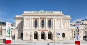 Vienna: Albertina Modern at Künstlerhaus Entry Ticket - The Essl Collection and 60,000+ works: how to make it feel manageable