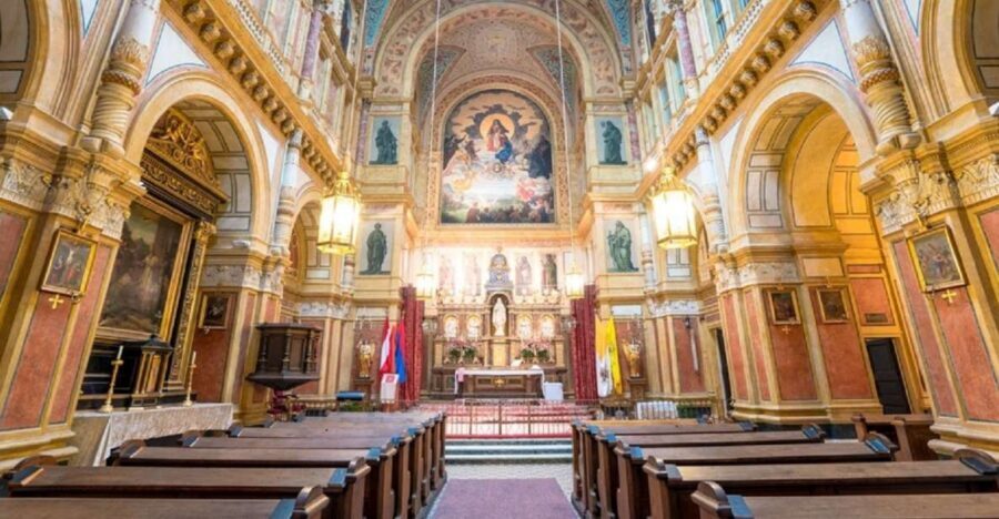 Vienna: 'Armenia In The Heart Of Austria' Tour - St Mary’s protection of Armenia: Camillo Sitte and the altar art you’ll remember