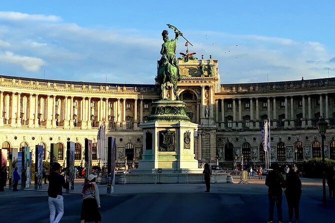 Vienna at First Glance a Private Walking Tour for First Timers - How long it feels, what to bring, and who this tour suits