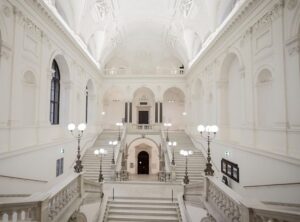 VIENNA AT NIGHT: Photo Tour of the Most Beautiful Buildings - What Happens During 2.5 Hours of Vienna at Night Photography