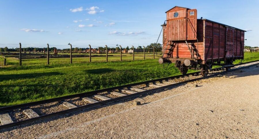 Vienna: Auschwitz Birkenau Full-Day Tour w/ Hotel Transfers - Auschwitz I: where political imprisonment took shape