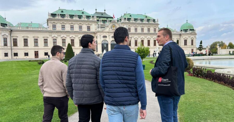 Vienna: Belvedere & The Best of Gustav Klimt Private Tour - Why the private guide matters: when English narration turns paintings into meaning