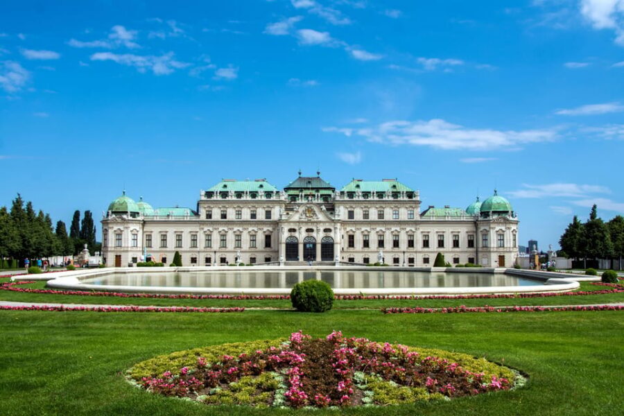 Vienna: Big Bus Hop-On, Hop-Off Tour by Open-Top Bus - City Route: From Hofburg Areas to UNO City and Danube Island