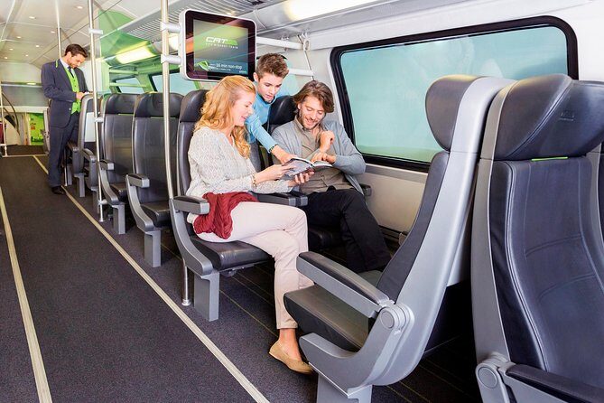 Vienna City Airport Train - CAT - Finding the CAT at Vienna Airport without stress