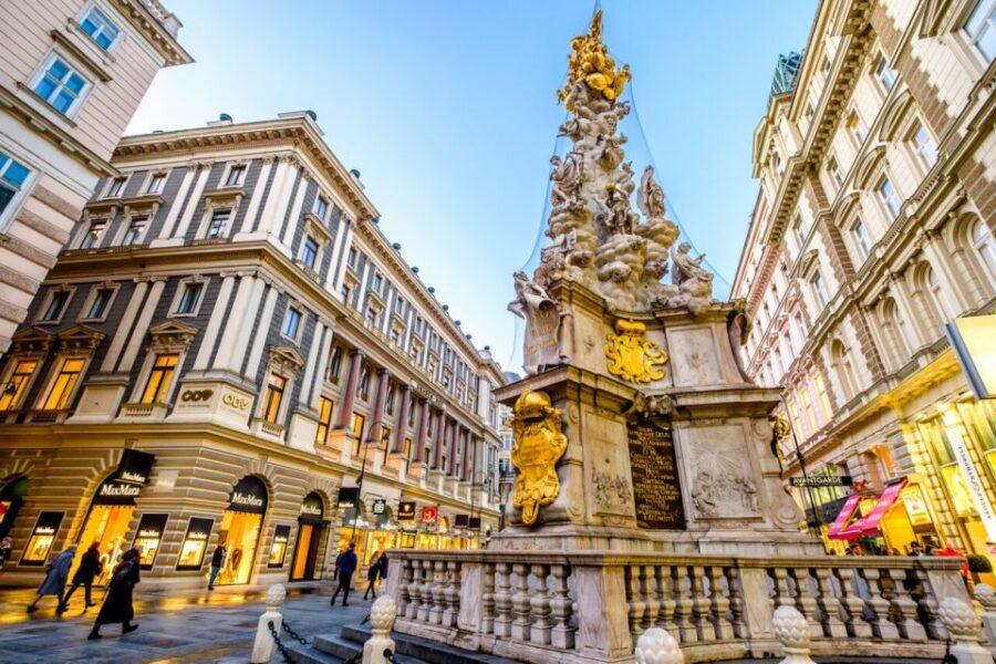 Vienna: City Highlights Guided Bike Tour - Why a Bike-and-Guide Tour Works So Well in Vienna