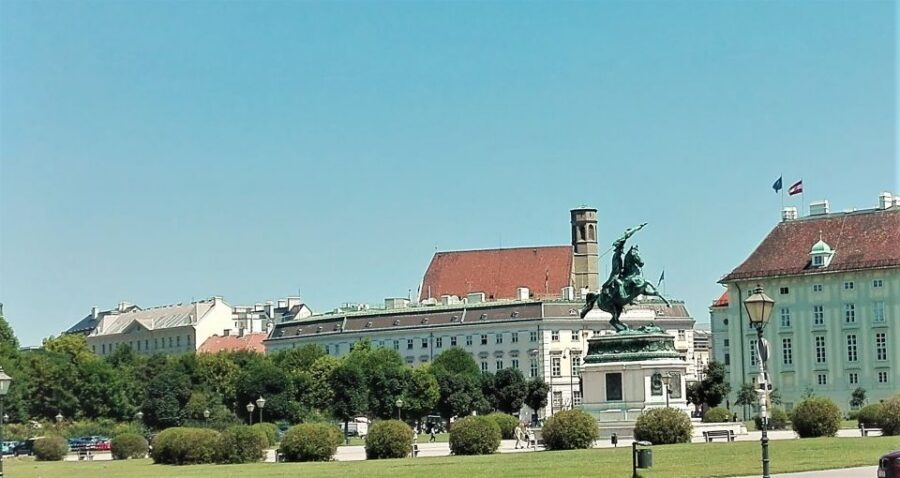 Vienna: City Highlights Guided Walking Tour & Old Town - Roman and medieval Vienna: how the guide builds context fast