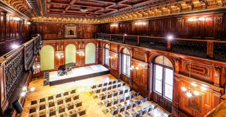 Vienna: Classical Concert at Eschenbach Palace - The 80-minute show: waltzes, polkas, opera voices, and ballet stagecraft