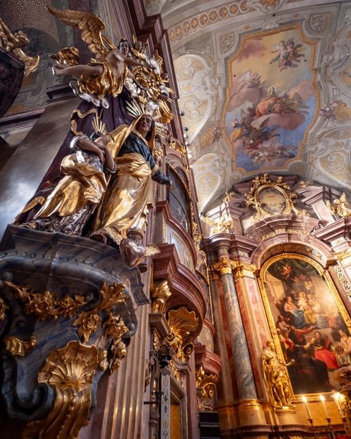 Vienna: Classical Concert in St. Anne's Church (Annakirche) - St. Anne’s Church (Annakirche): Vienna’s compact Baroque concert room