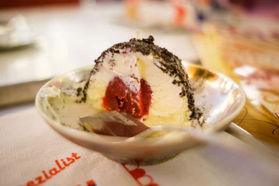 Vienna: Dessert Tour with Pastries, Cakes & Hidden Cafes - The 4th district coffee house stop for strudel and Austrian cakes