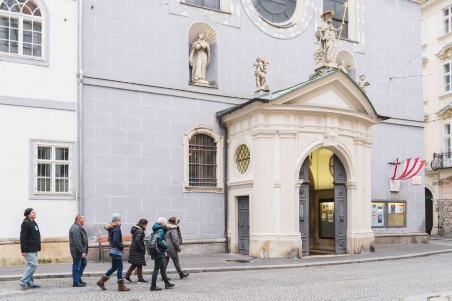 Vienna: Educational Walk Exploring Homelessness - Your guide’s lived experience: the best part, and why it changes the whole feel