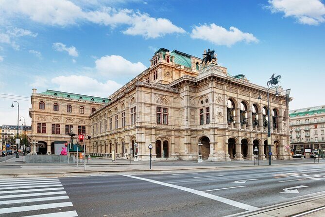 Vienna: Freud, Mozart & Beethoven Exploration Game - A self-guided Vienna puzzle game that fits your day