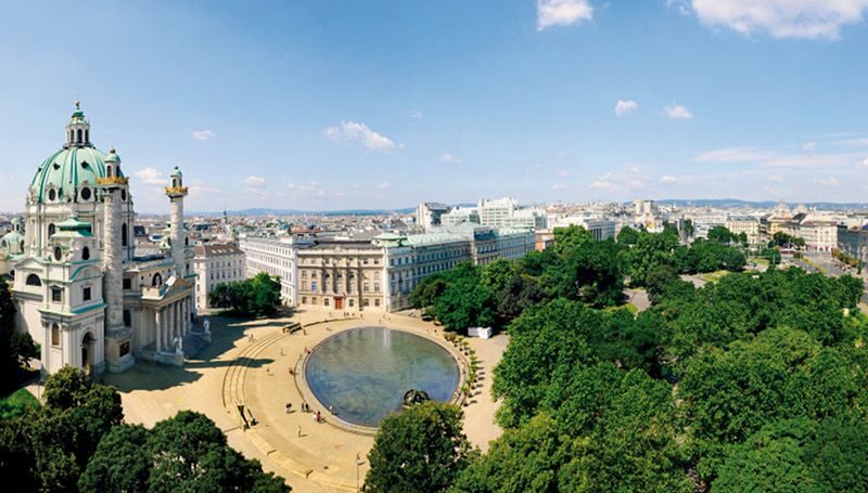 Vienna: Full-Day Private Tour including Schönbrunn Palace - The guide-driver partnership: why this tour keeps earning 5 stars