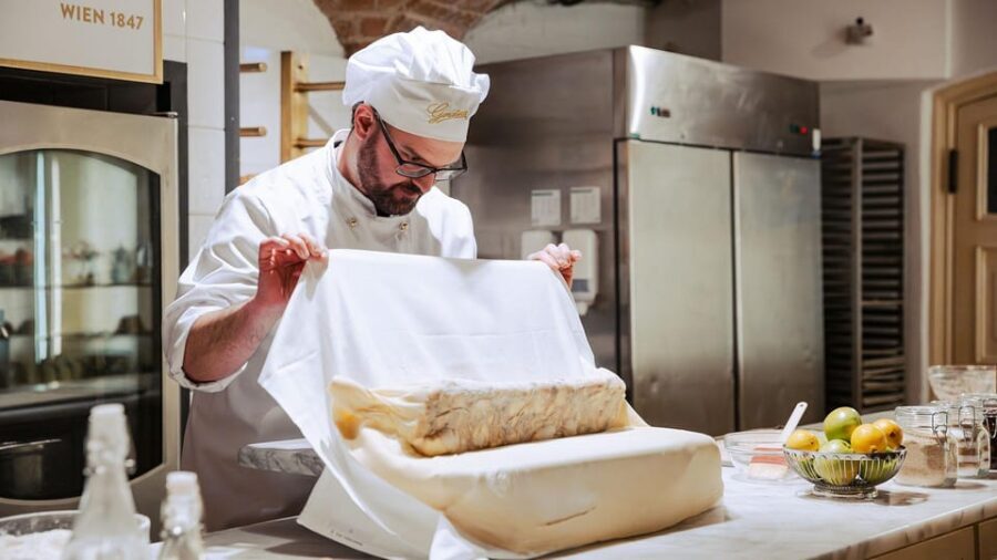 Vienna: Gerstner KuK Hofzuckerbäcker Baking Show & Tasting - Key highlights to know before you go