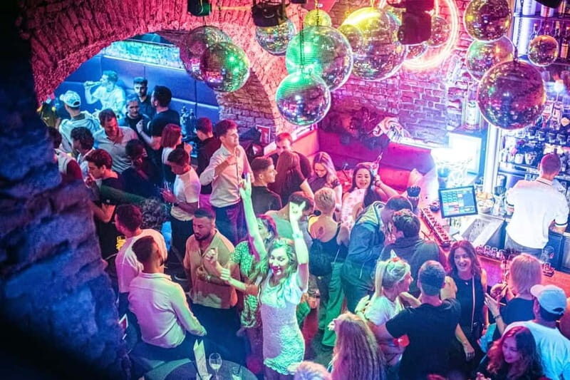 Vienna: Guided Pub Crawl with Club Entry - The crawl formula: 3 stops plus a real nightclub finale