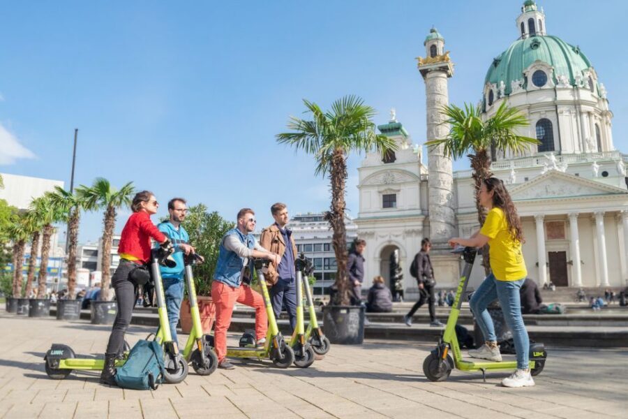 Vienna: Guided Tour by Kick Bike or E-Scooter with a Local - Key highlights at a glance