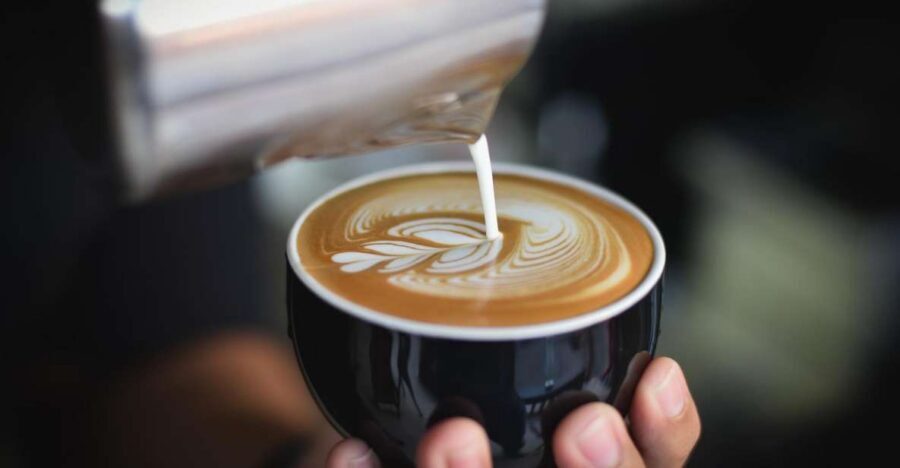Vienna: Guided Viennese Coffee-House Tour - Vienna coffeehouses: where people go to slow down