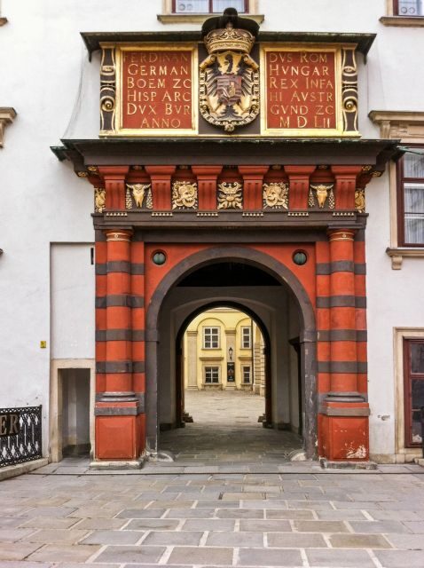 Vienna: Guided Walking Tour of City Center Highlights - Price and value: $25 for context, not long ticket lines