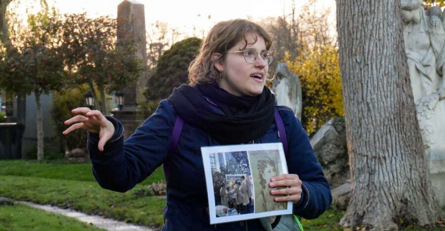Vienna: Guided Walking Tour of the Central Cemetery - Key Highlights to Look For