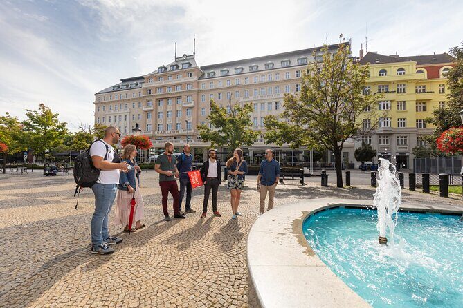 Vienna Highlights: Private Guided Walking Tour - Vienna City Hall and Burggarten: from administration to a calm green pause