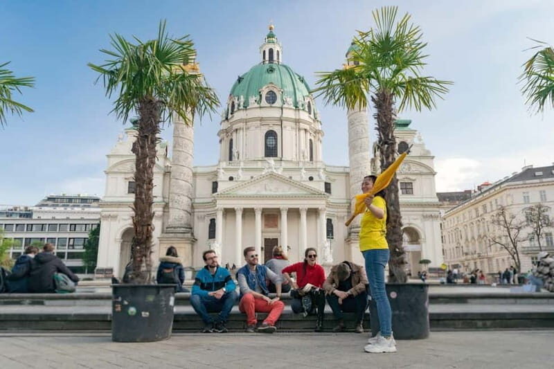 Vienna: Historical Walking Tour - Hitler and the 1900s - Starting at the YELLOW Prime Tours umbrella: how the 2 hours flow