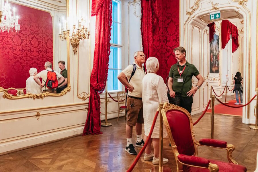 Vienna: Hofburg and Empress Sisi Museum Guided Tour - Finishing at Volksgarten: A Good Ending Point for Photos